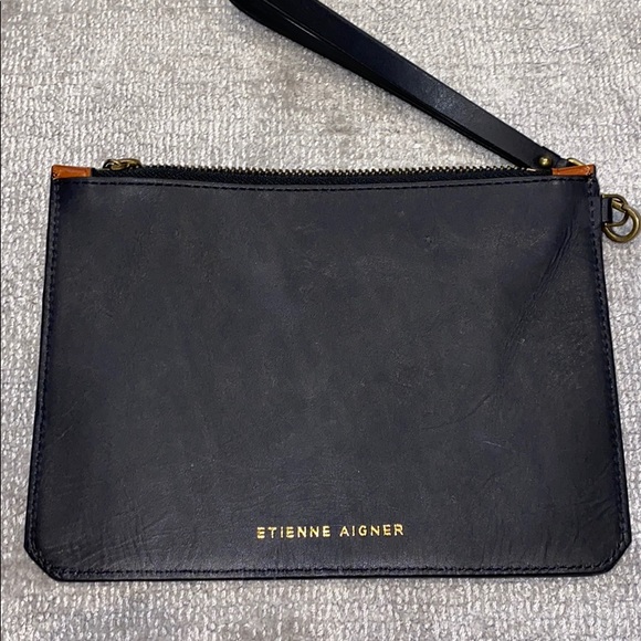 Etienne Aigner leather pouch - Picture 5 of 7